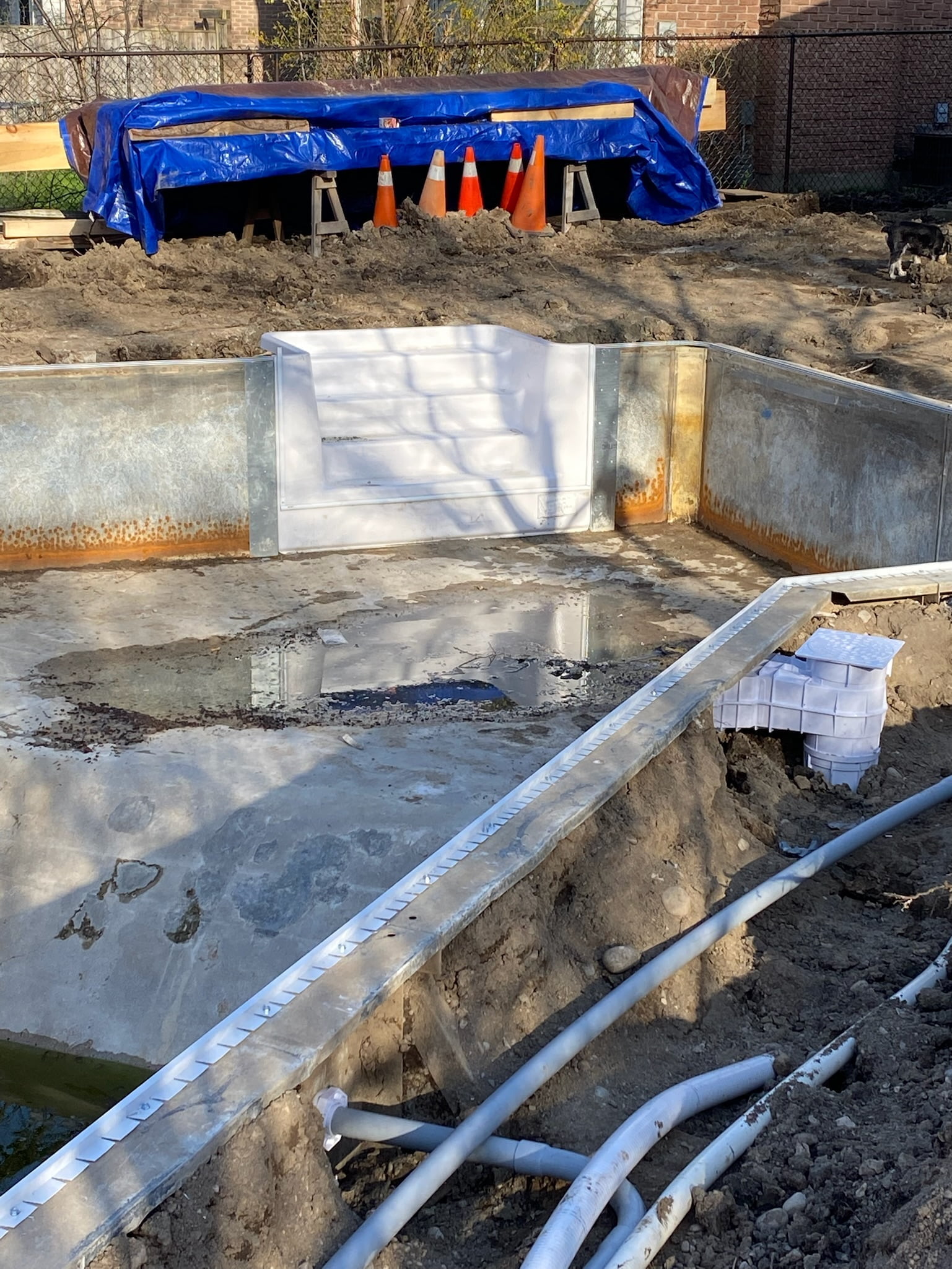 01-09 Barclay replace pool stairs