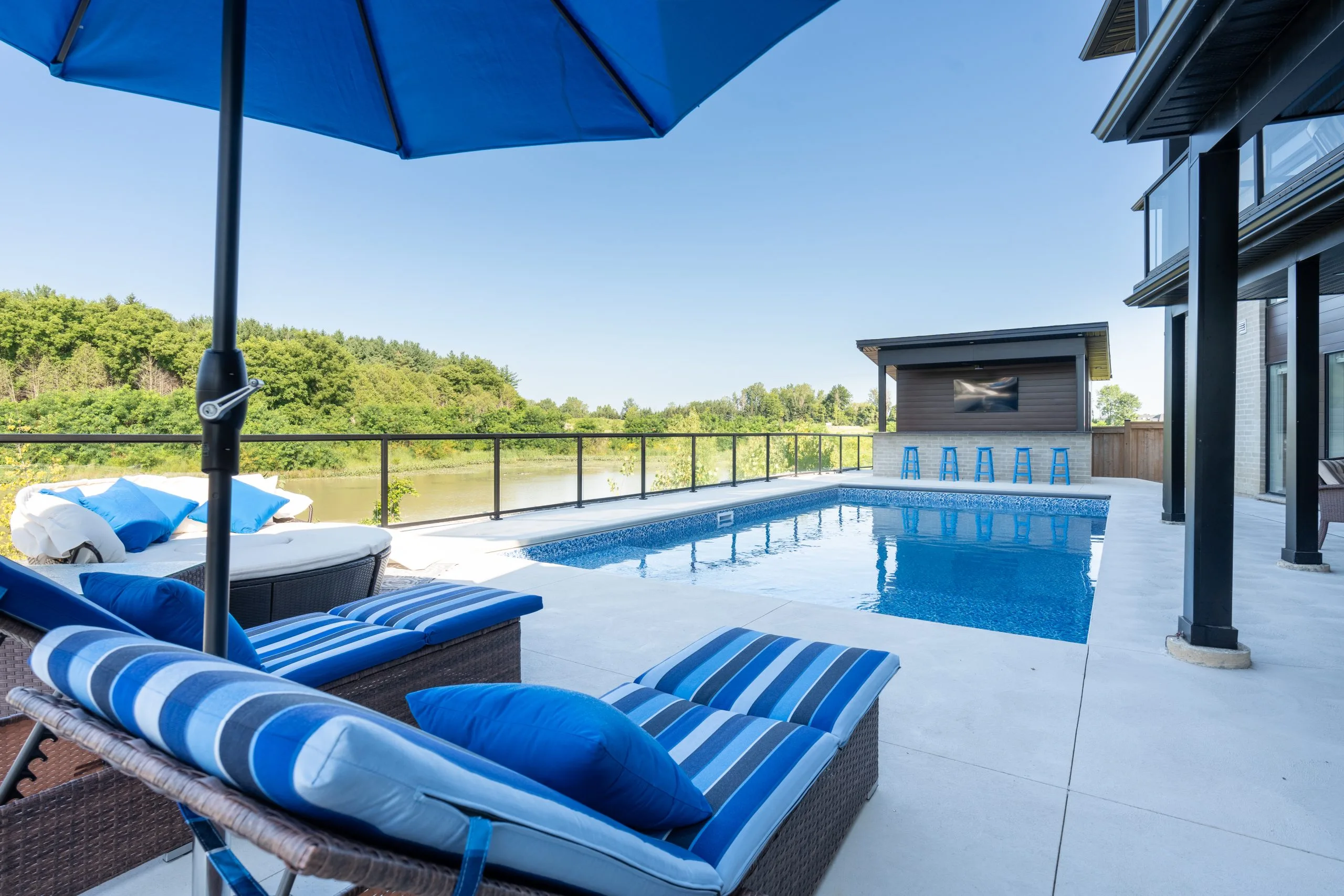 Winterberry Job site showing the excellence and elegance of Cracknell Pools backyard services